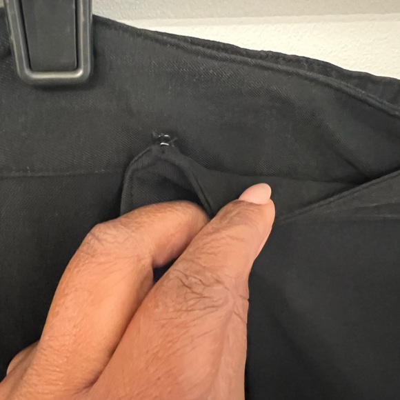 Last Chance! Worn 1X! Future Collective x Target Black Pleat Front Shorts, Sz 18 - Picture 5 of 6